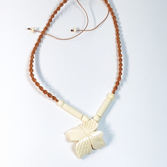 Macrame Carved Flower Adjustable Necklace - Picture 3 of 8